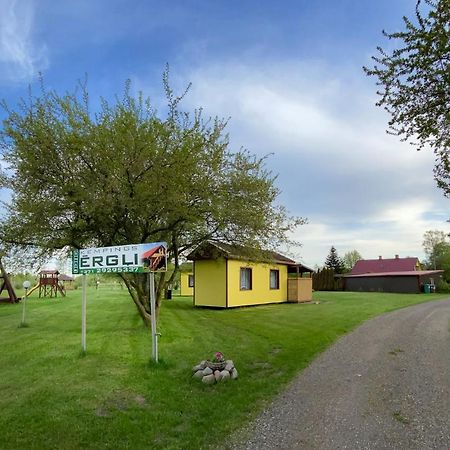 Ergli Hotell Bernāti Exteriör bild