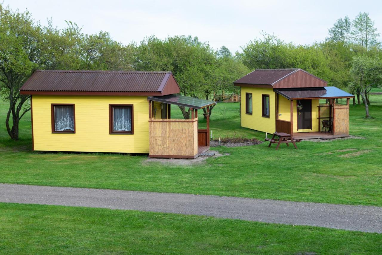 Ergli Hotell Bernāti Exteriör bild