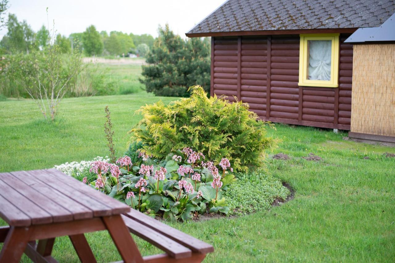 Ergli Hotell Bernāti Exteriör bild