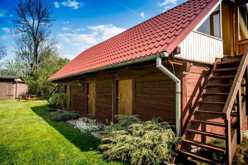 Ergli Hotell Bernāti Exteriör bild