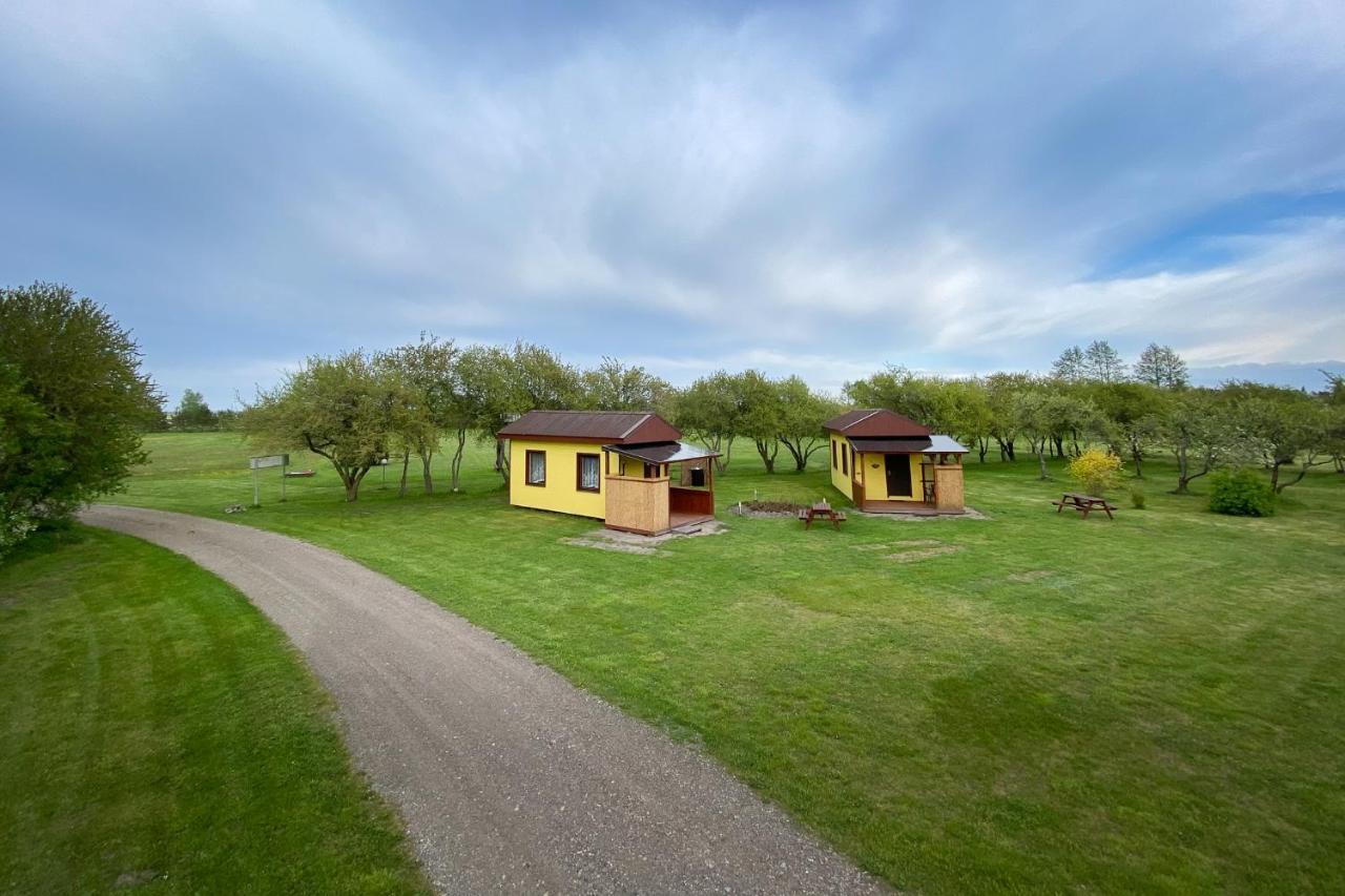Ergli Hotell Bernāti Exteriör bild