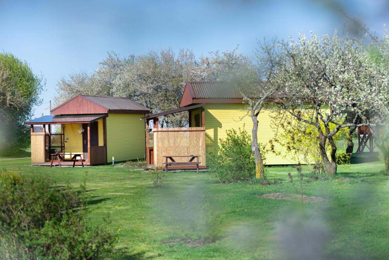 Ergli Hotell Bernāti Exteriör bild