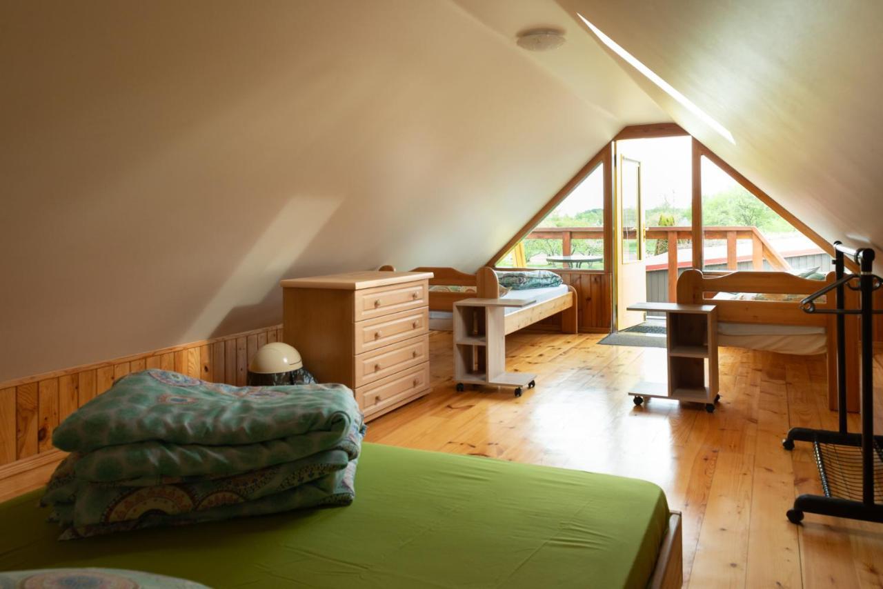 Ergli Hotell Bernāti Exteriör bild