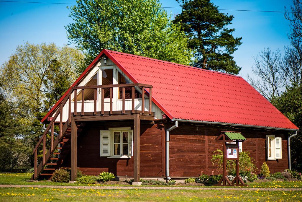 Ergli Hotell Bernāti Exteriör bild