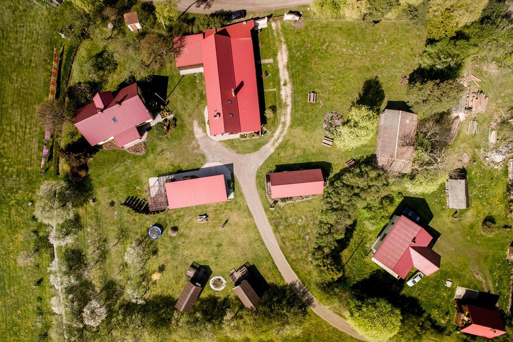 Ergli Hotell Bernāti Exteriör bild