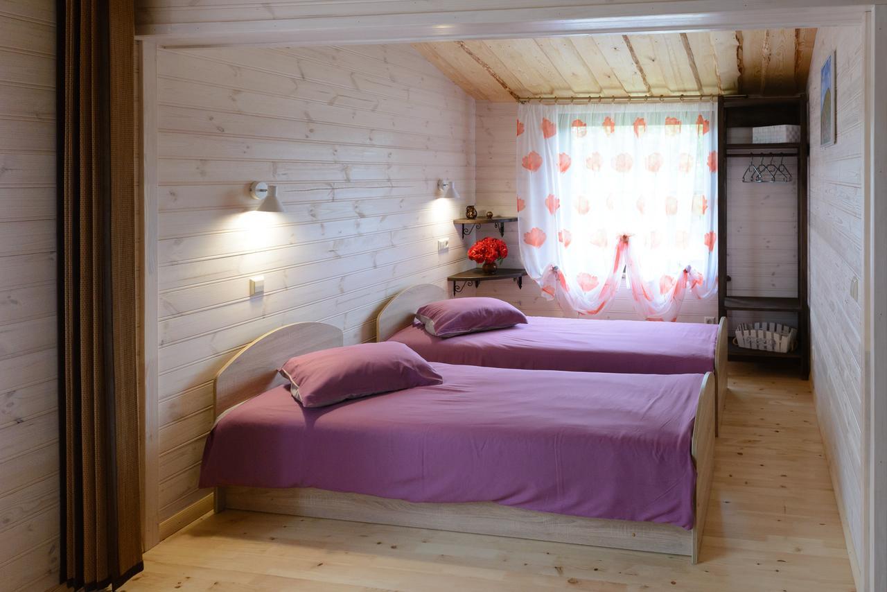 Ergli Hotell Bernāti Exteriör bild
