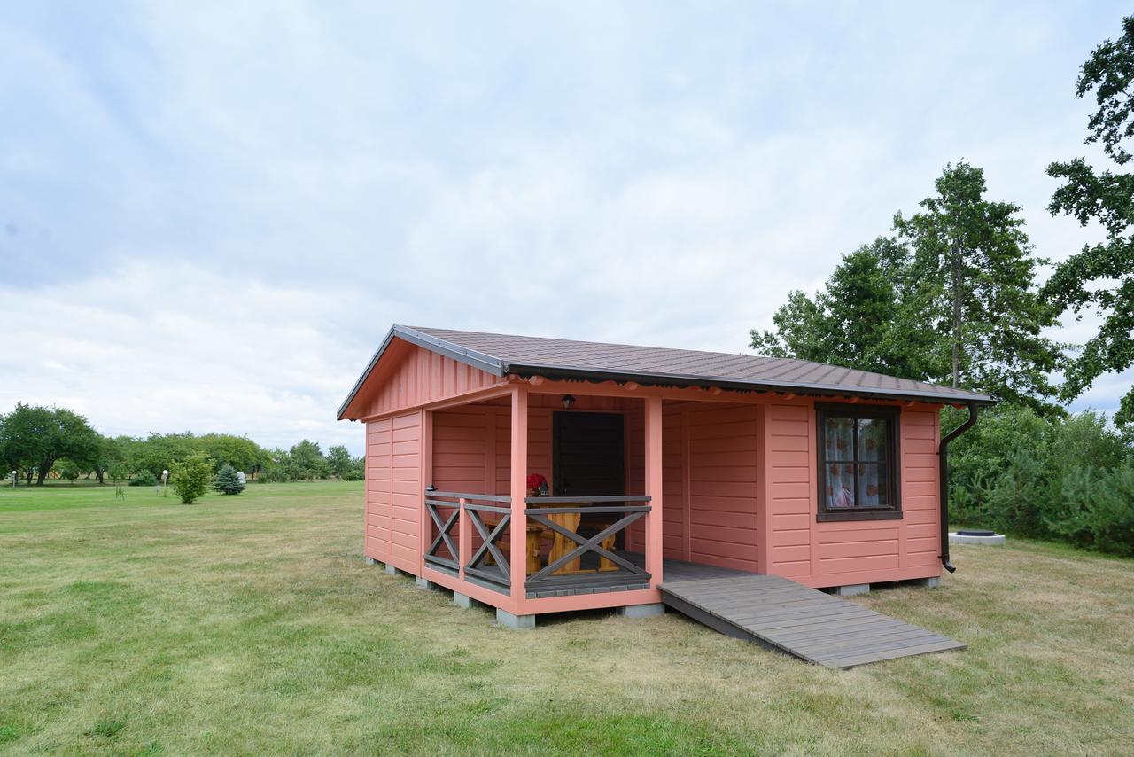 Ergli Hotell Bernāti Exteriör bild